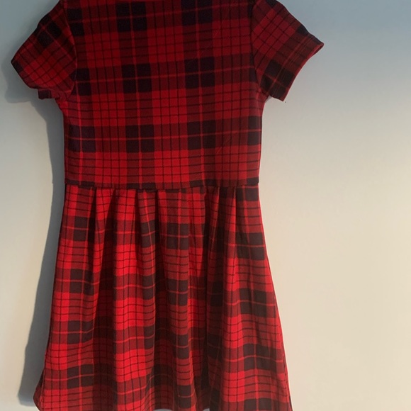 H&M black and Red plaid dress with bow fitted waist with pleats. - Picture 3 of 3